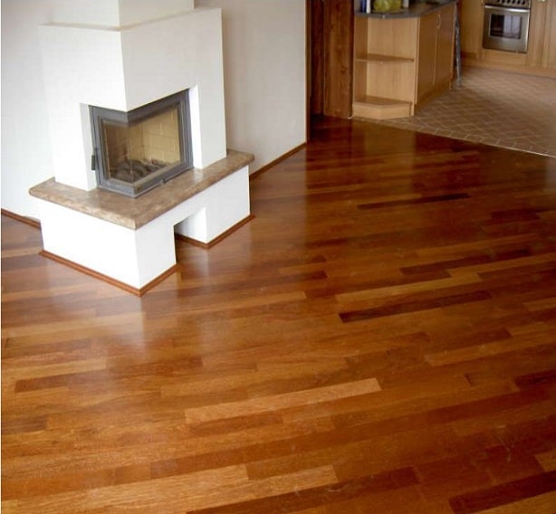 dřevěná podlaha z masivu merbau
